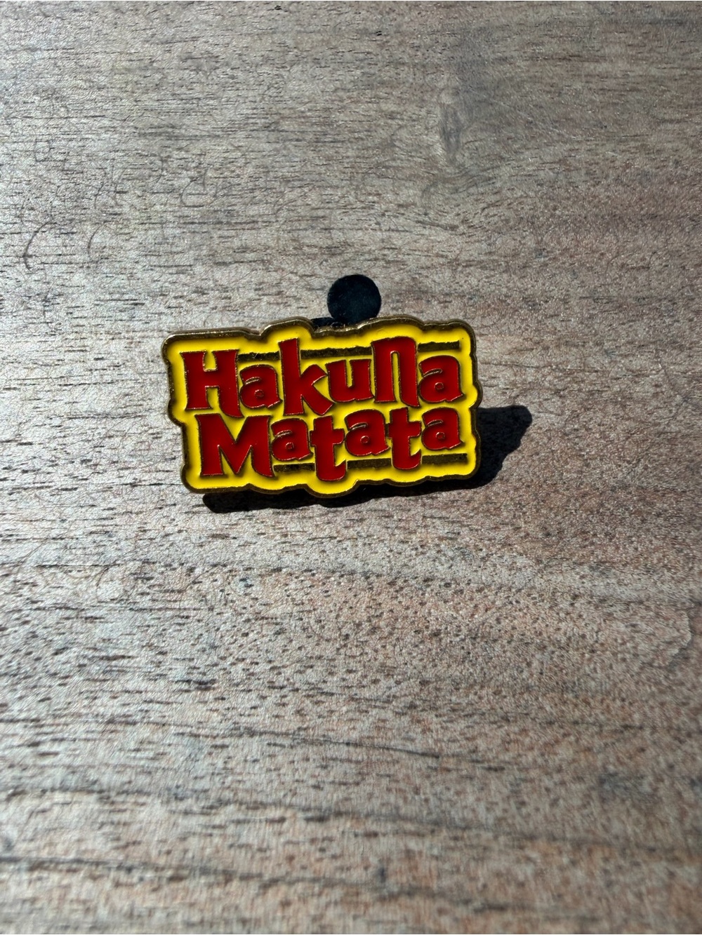 4/$20 hakuna matata Disney trading pin
